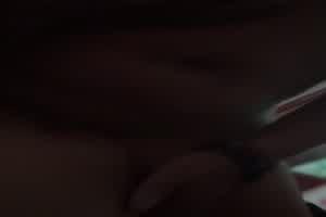 骚妇  背景图片