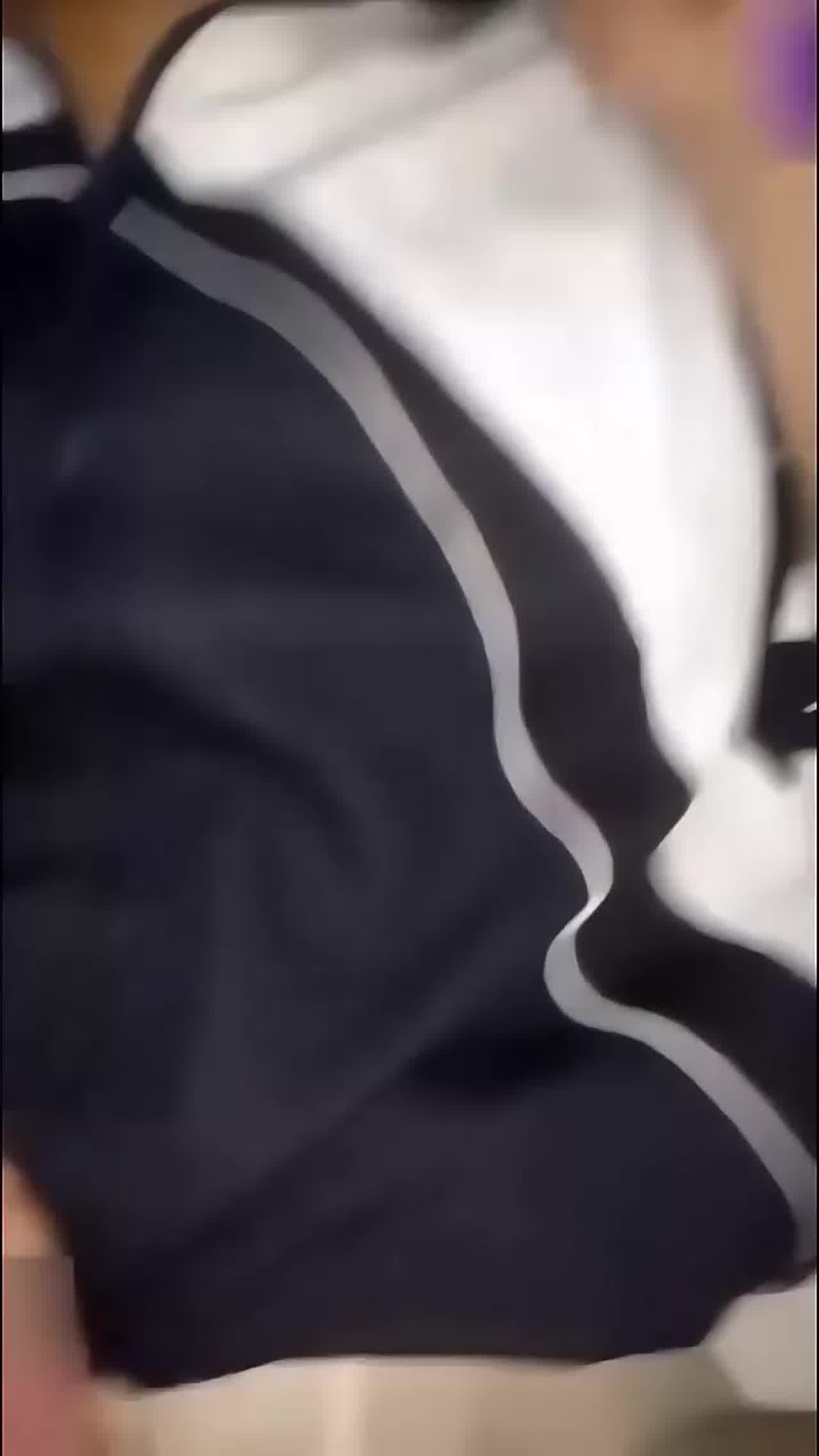  学生妹小母狗，被大哥约酒店啪啪，妈妈来电还在被操 的剧照5