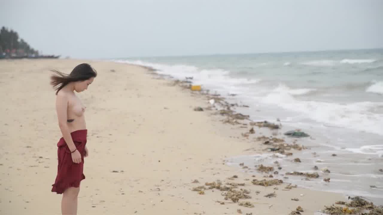  极品柚木写真原版视频 涠洲岛旅拍写真 的剧照6