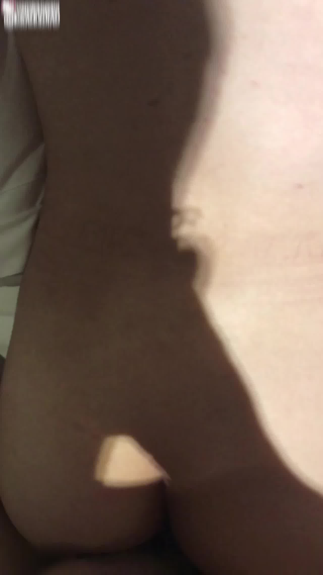  约到一个高中生，内射溢出 的剧照7