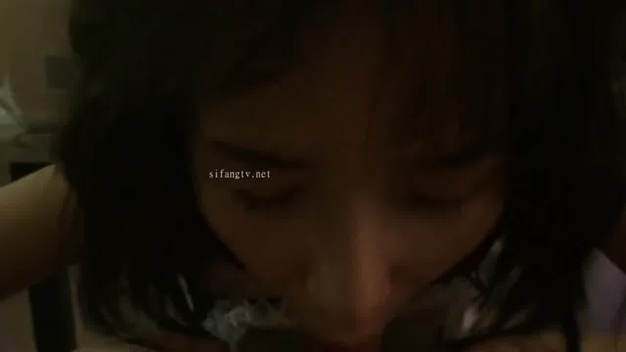  云盘被盗郑州高颜值清纯美女徐某与男友自拍流出 完整版 的剧照9