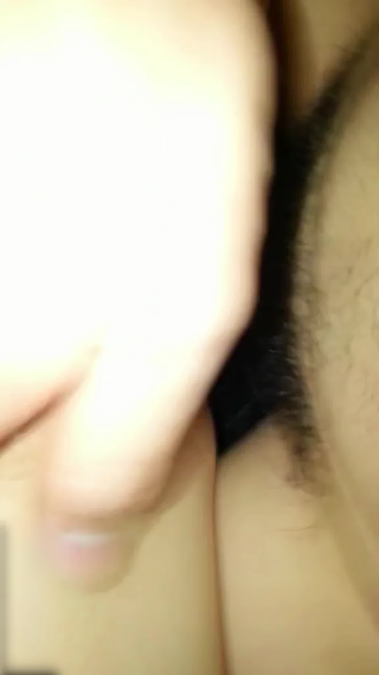  男友别乱交！正妹不雅影片被恶意曝光！性感浪叫粉红奶晃不停：被口爆也没关系 的剧照6