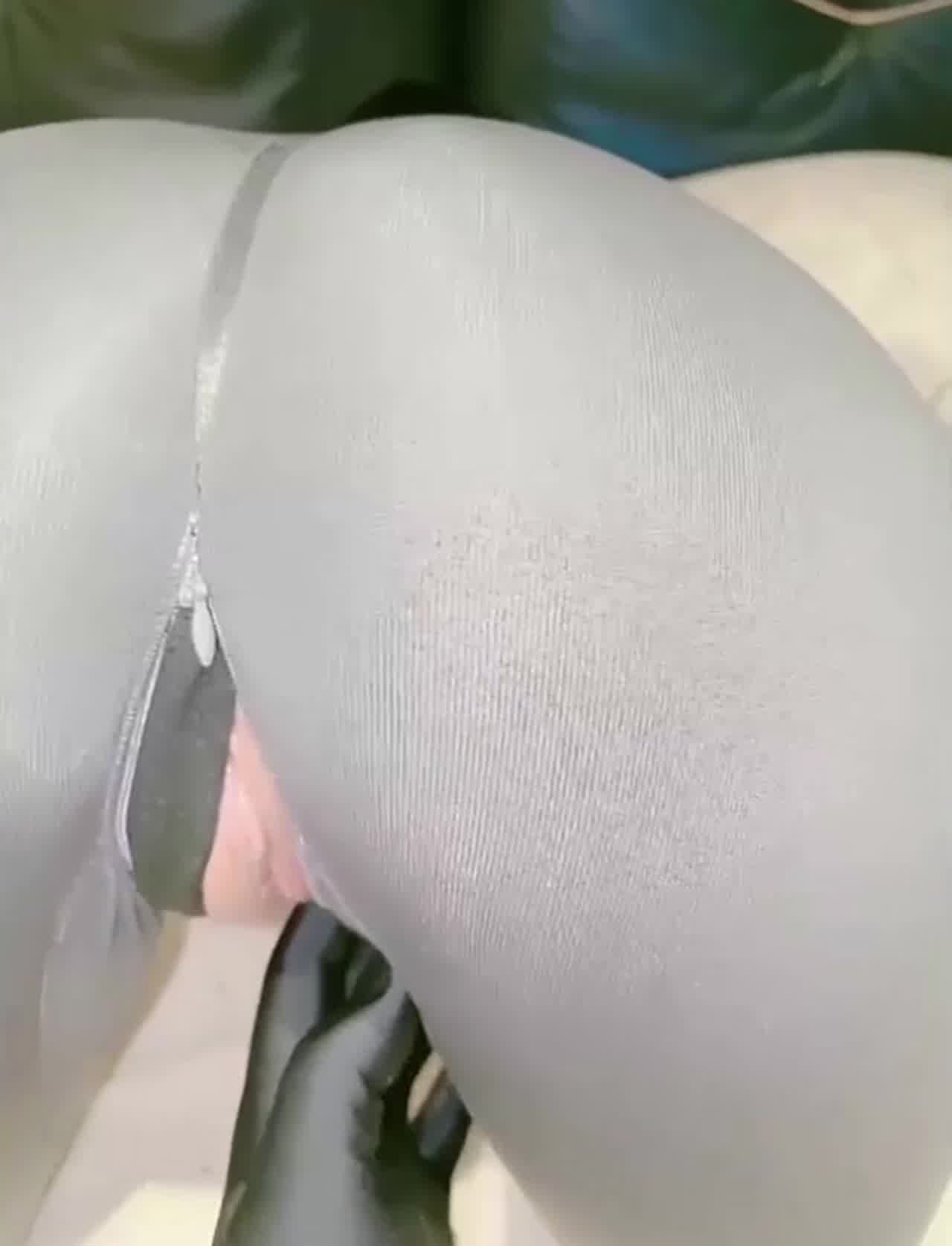  极品嫩模杭州白白最新啪啪私拍 01 隐形拉链开裆 显现鲍鱼线 的剧照10